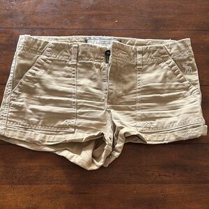 Abercrombie & Fitch Tan Cargo Shorts Relaxed Fit